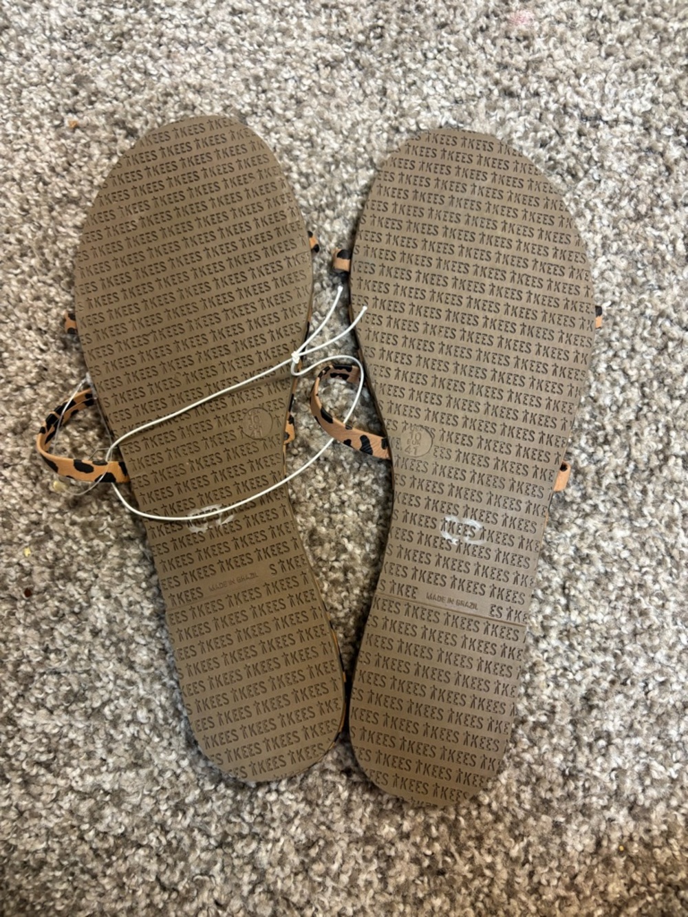 Tkees Gemma Exotic Cheetah Slide Sandals 10 11 NWOT - Picture 3 of 5